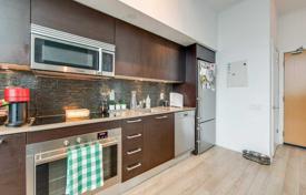 Apartment – King Street, Old Toronto, Toronto,  Ontario,   Canada for C$827,000