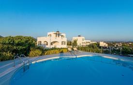 Three-storey villa with a pool and sea views in Chania, Crete, Greece for 850,000 €