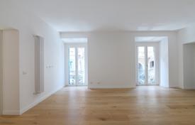 Bright and charming, newly renovated apartment for 790,000 €