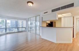 Apartment – Bay Street, Old Toronto, Toronto,  Ontario,   Canada for C$855,000