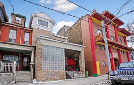 Terraced house – Bathurst Street, Toronto, Ontario,  Canada for C$2,099,000