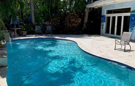 Comfortable villa with a pool, a garage and a terrace, Golden Beach, USA for $2,200,000