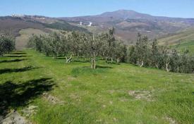 Farm in Abbadia San Salvatore, Tuscany, Italy for 1,300,000 €