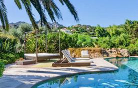 Spacious villa with a swimming pool, a direct access to the beach and a panoramic view in a prestigious area, Porto Cervo, Italy for 7,500 € per week
