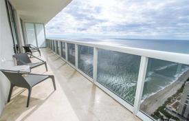 Stylish three-bedroom apartment by the ocean in Hallandale Beach, Florida, USA for $990,000