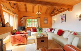 Detached house – Vaud, Switzerland for 3,200 € per week