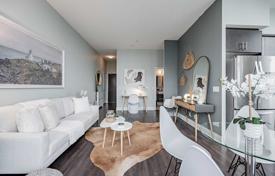 Apartment – Etobicoke, Toronto, Ontario,  Canada for C$743,000