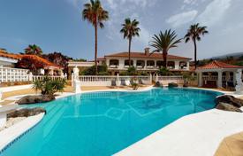 Beautiful villa with sea and mountain views in Callao Salvaje, Tenerife, Spain for 2,300,000 €