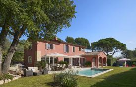 Detached house – Valbonne, Côte d'Azur (French Riviera), France for 1,785,000 €
