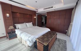 Apartment – Pattaya, Chonburi, Thailand for $168,000