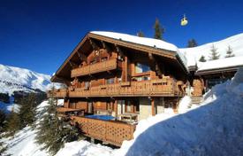 Stunning chalet with private pool on the terrace in the fashionable ski resort in Meribel, France for 18,000 € per week