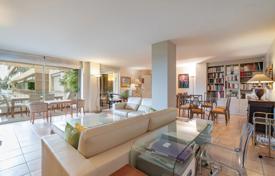 Apartment – Boulevard de la Croisette, Cannes, Côte d'Azur (French Riviera),  France for 2,490,000 €