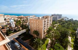 Apartment – Torrevieja, Valencia, Spain for 330,000 €
