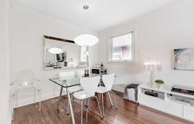 Townhome – North York, Toronto, Ontario,  Canada for C$1,711,000