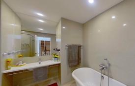 3 bed Penthouse in Baan Sathorn Chaopraya Khlong Ton Sai Sub District for $3,000 per week