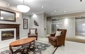 Apartment – Scarlett Road, Toronto, Ontario,  Canada for C$913,000