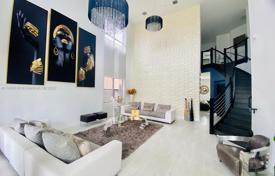 Townhome – West End, Miami, Florida,  USA for $1,150,000