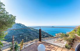 Designer villa with fantastic sea views and a pool in Benidorm, Alicante, Spain for 1,650,000 €