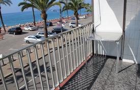 One-bedroom apartment with a panoramic sea view directly in front of the promenade, Lloret de Mar, Spain for 207,000 €