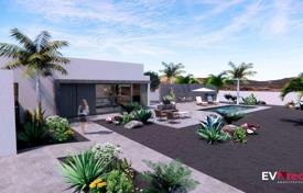 New villa with a pool in Golf del Sur, Tenerife, Spain for 1,490,000 €