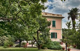 Villa – Albisola Superiore, Liguria, Italy. Price on request