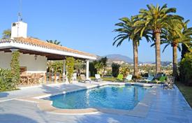 Modern villa with a pool, Nueva Andalucia, Costa del Sol, Spain for 8,400 € per week