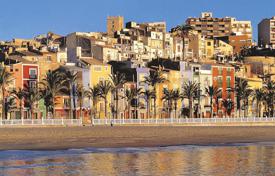 Apartments with 3 bedrooms, 450m from the beach in Villajoyosa for 485,000 €