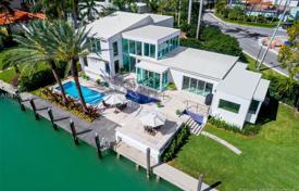 Comfortable villa with a pool, a terrace and a bay view, Miami Beach, USA for $10,500,000