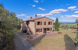 Country seat – Sarteano, Tuscany, Italy for 700,000 €