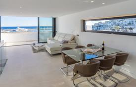 Luxurious Duplex Penthouse, Puerto Banus, Marbella for 999,000 €