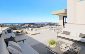 Penthouses in a new residence with a swimming pool, 800 meters from the beach, Estepona, Spain for 418,000 €