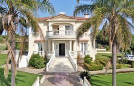 Three-storey sunny villa overlooking the sea in Kalamata, Peloponnese, Greece for 700,000 €