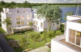 Two-bedroom apartment with a terrace and a garden by the lake in Treptow-Köpenick, Berlin, Germany for 840,000 €