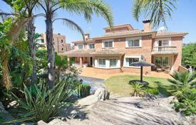 Three-level villa 200 meters from the beach, Tarragona, Costa Dorada, Spain for 5,900 € per week