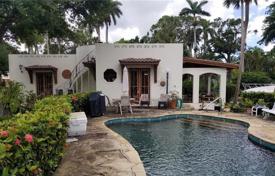 Cozy villa with a backyard, a garden, a pool and a terrace, Fort Lauderdale, USA for $1,900,000