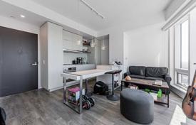 Apartment – Yonge Street, Toronto, Ontario,  Canada for C$744,000