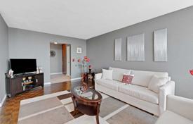 Apartment – Emmett Avenue, Toronto, Ontario,  Canada for C$712,000
