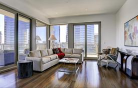 Elite condominium with 4 bedrooms in the center of Houston with panoramic views of Downtown and park for $2,990,000