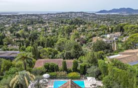 Villa – Mougins, Côte d'Azur (French Riviera), France for 3,200,000 €