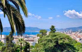 Apartment – Cannes, Côte d'Azur (French Riviera), France for 1,980,000 €