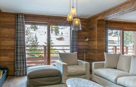4 bedroom ski in and out resale apartment for sale in Meribel's Rond Point area for 5,995,000 €