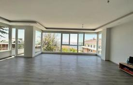 Gorgeous 6+2 Villa with Sea View in Büyükçekmece for $769,000