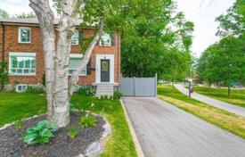 Terraced house – Etobicoke, Toronto, Ontario,  Canada for C$1,192,000