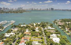 Land plot with a project for building a villa, Miami Beach, USA for $1,800,000