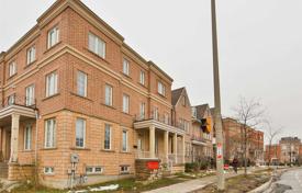 Terraced house – North York, Toronto, Ontario,  Canada for C$1,070,000