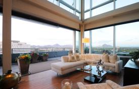 Two-level penthouse in Phoenix, USA. Apartment with a large balcony of 75 m² and panoramic views for $1,149,000