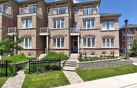 Terraced house – Kingston Road, Toronto, Ontario,  Canada for C$944,000