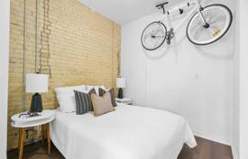 Apartment – Carlaw Avenue, Toronto, Ontario,  Canada for C$657,000