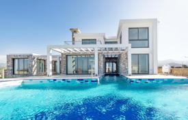 4 Bedroom Bespoke Frontline Villas, Private Med Bay for 1,170,000 €
