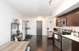 Apartment – The Queensway, Toronto, Ontario,  Canada for C$876,000